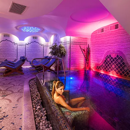 Hotel Sorriso Thermae & 4*